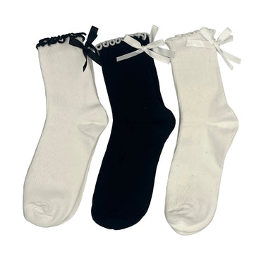 3 Pack of Scallop Edge Bow Crew Socks