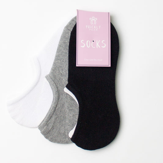 3 pack of mixed basic ankle socks